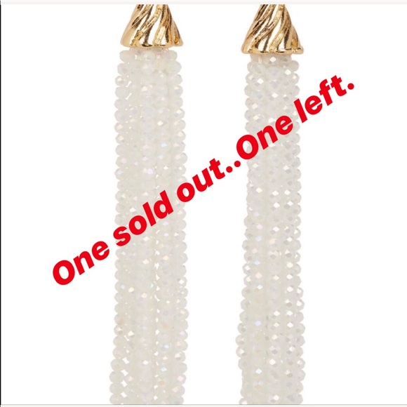 🌺 BEAUTIFUL NATASHA BEADED TASSEL EARRINGS 🌺 - Picture 3 of 8